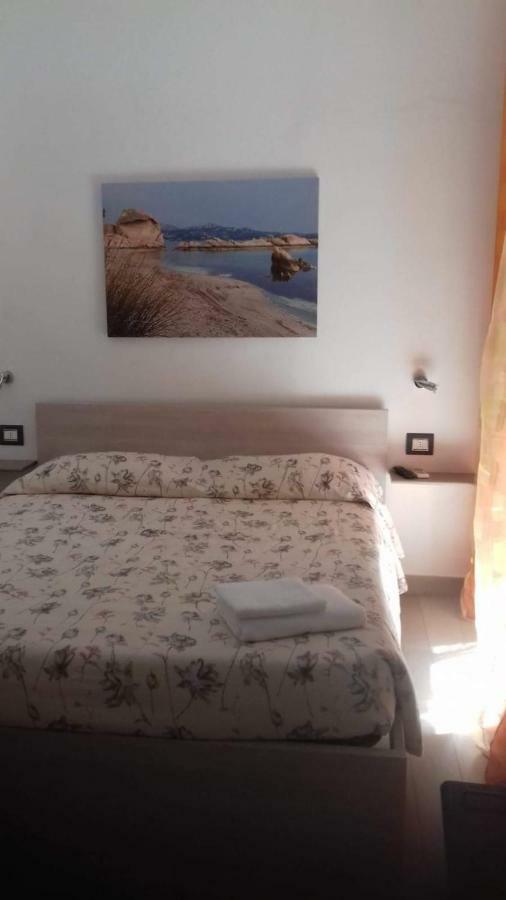 Bed and Breakfast Domo Silvia La Maddalena  Exterior foto